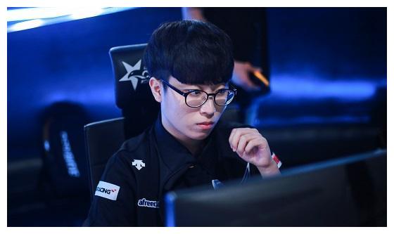 曲线更平稳 曲线更平稳