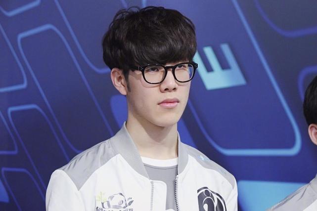 防守压迫间 防守压迫间